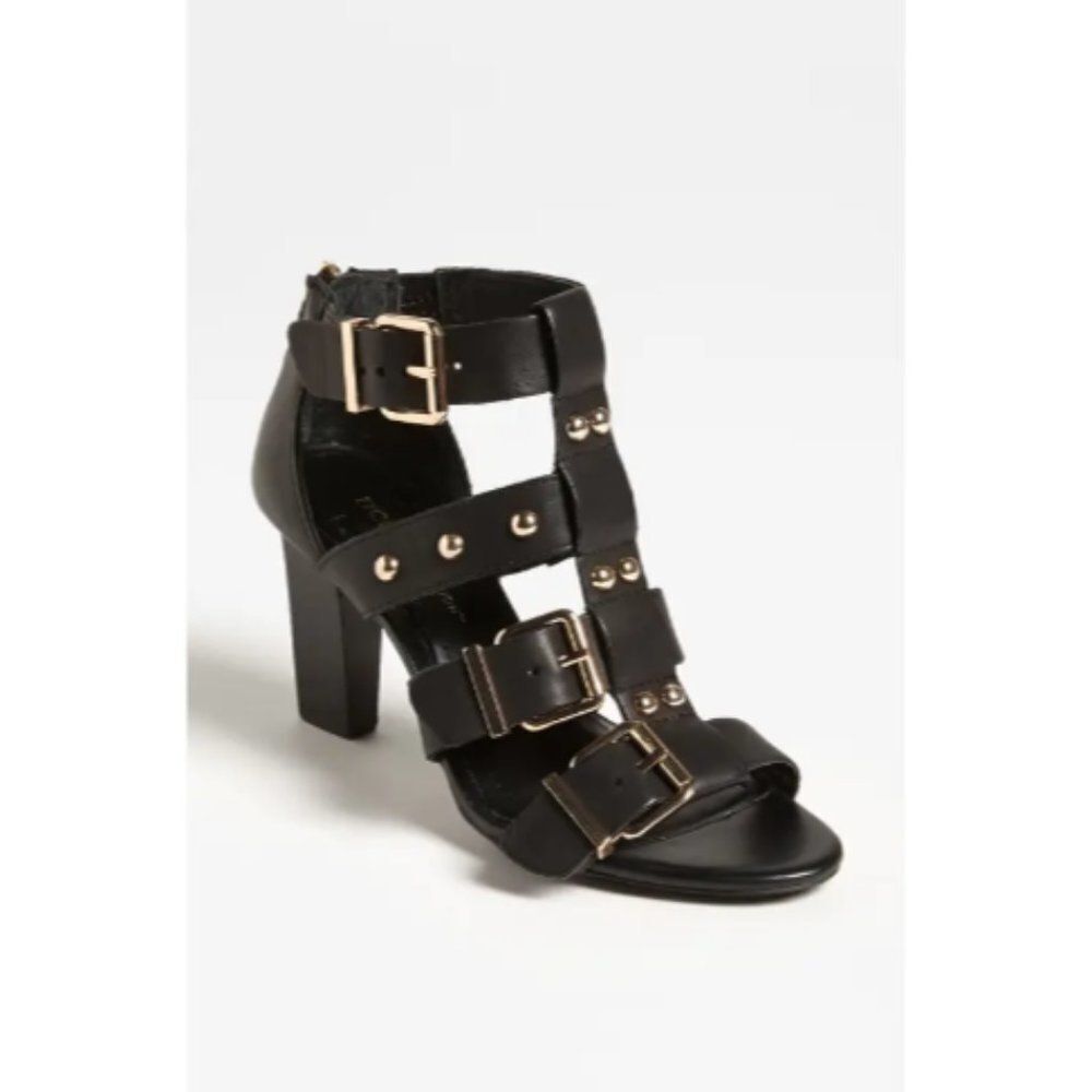 BCBGeneration Sz. 7.5 Black Strappy Fizzy Sandal 
